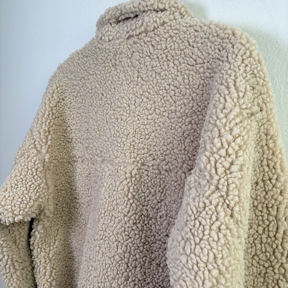 H&M Oversized Teddy Shacket Faux Sherpa Double Pocket Button Down Neutral XS NEW - Picture 8 of 17